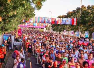 Futók a Wizz Air Budapest Félmaraton budapesti útvonalán