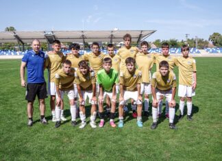 Gólparádé Kiskőrösön: tizenhárom gólig jutott a Kiskőrösi LC U16-os csapata A Kiskőrösi LC U16 játékosai az Érsekcsanádi KSKE elleni mérkőzésen Kiskőrösön