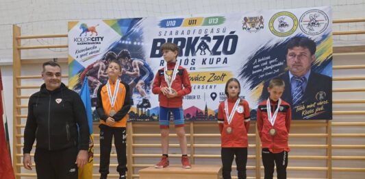 Két helyszínen remekeltek a soltvadkerti birkózók – aranyérmek és nemzetközi dobogós helyezések